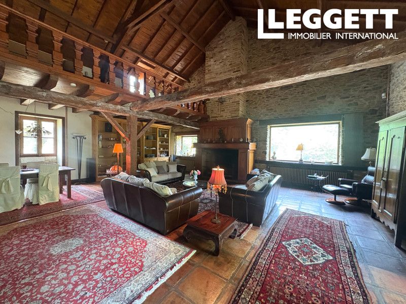 Property photo 2 of 10