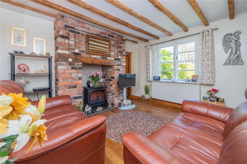 Property photo 2 of 34 Picture No. 27
