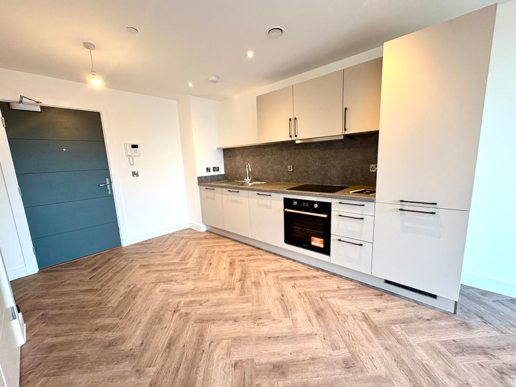 Property photo 1 of 9 Kitchen