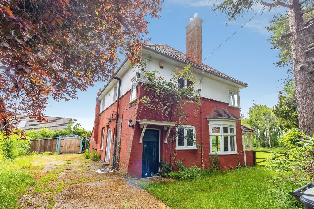 Property photo 1 of 28