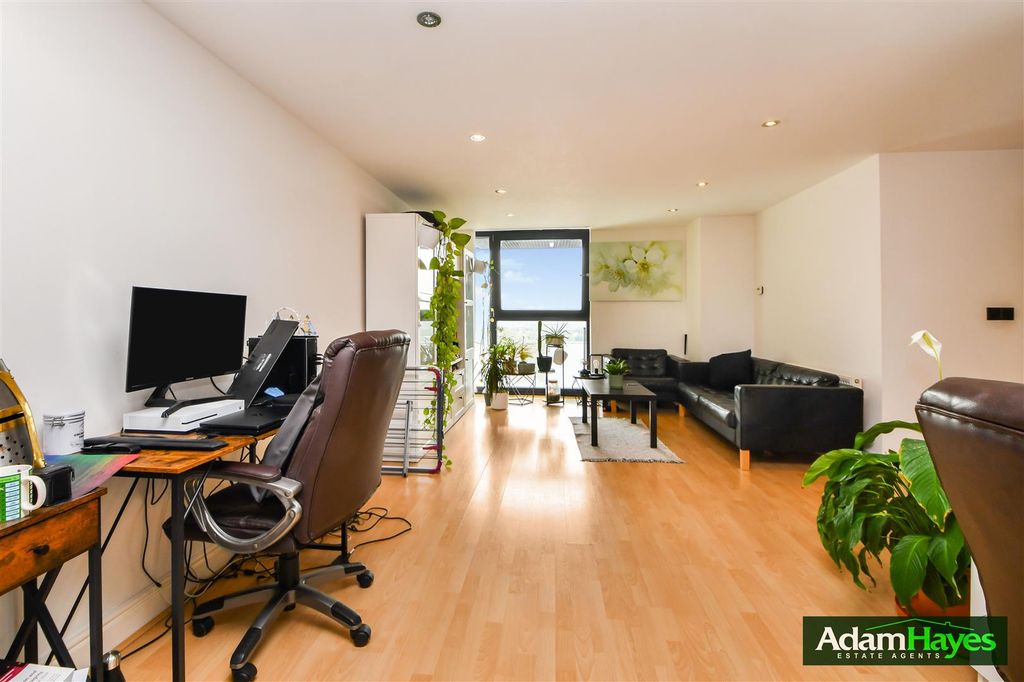 Property photo 2 of 7 Dsc_5923.Jpg