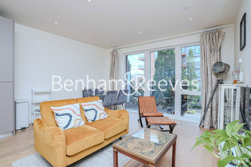Property photo 1 of 19