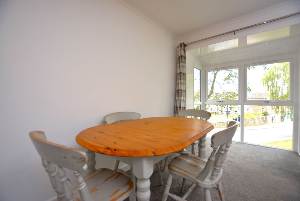 Property photo 3 of 9 Dining Area