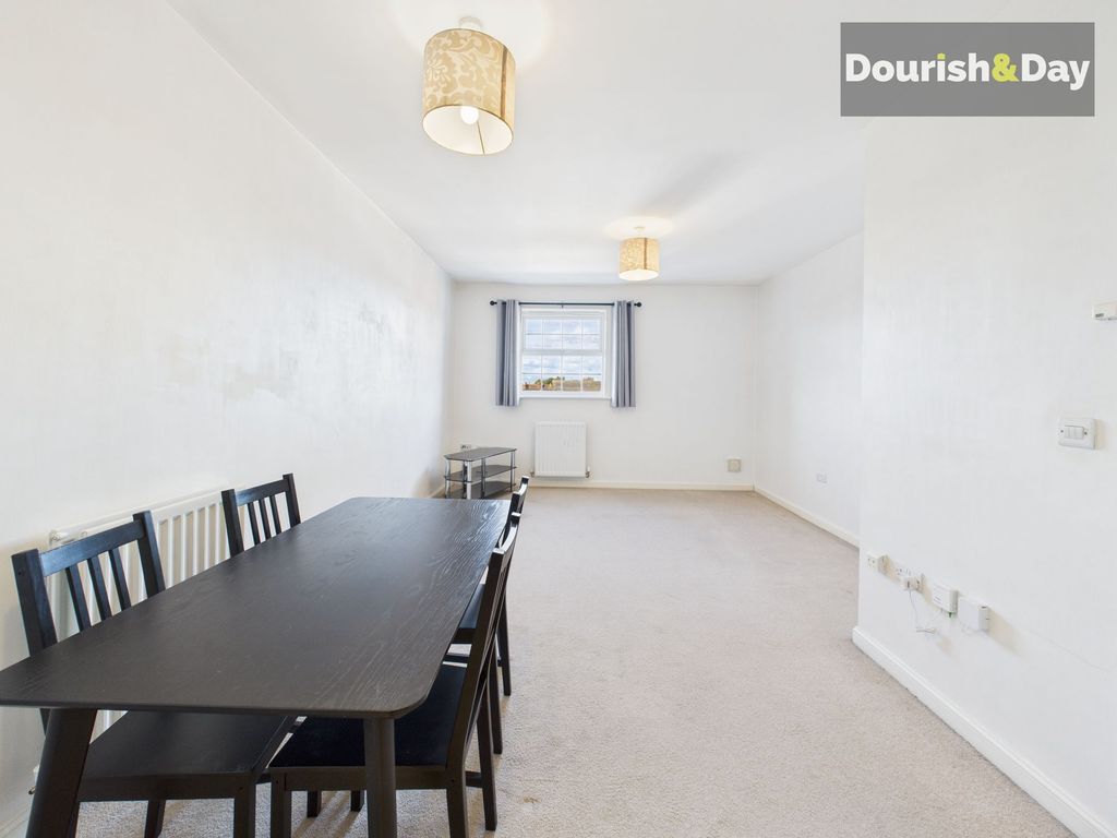 Property photo 2 of 11 Lounge / Diner