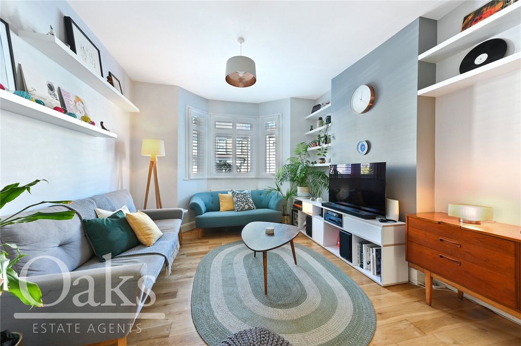 Property photo 3 of 18 Picture No. 01