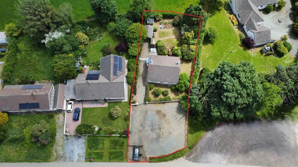 Property photo 1 of 27 Meadow View.Jpg