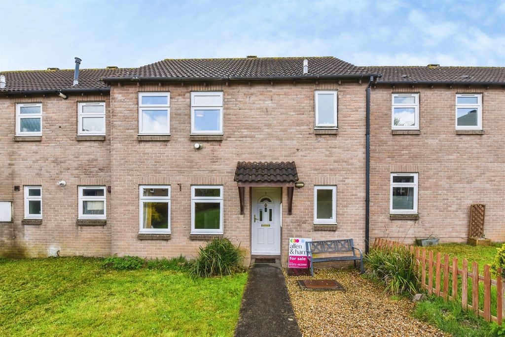 Property photo 1 of 20