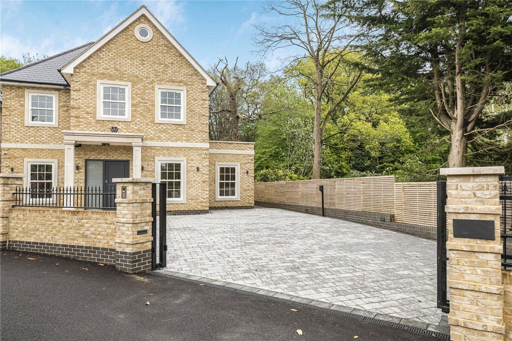 Property photo 2 of 35 Picture No. 71