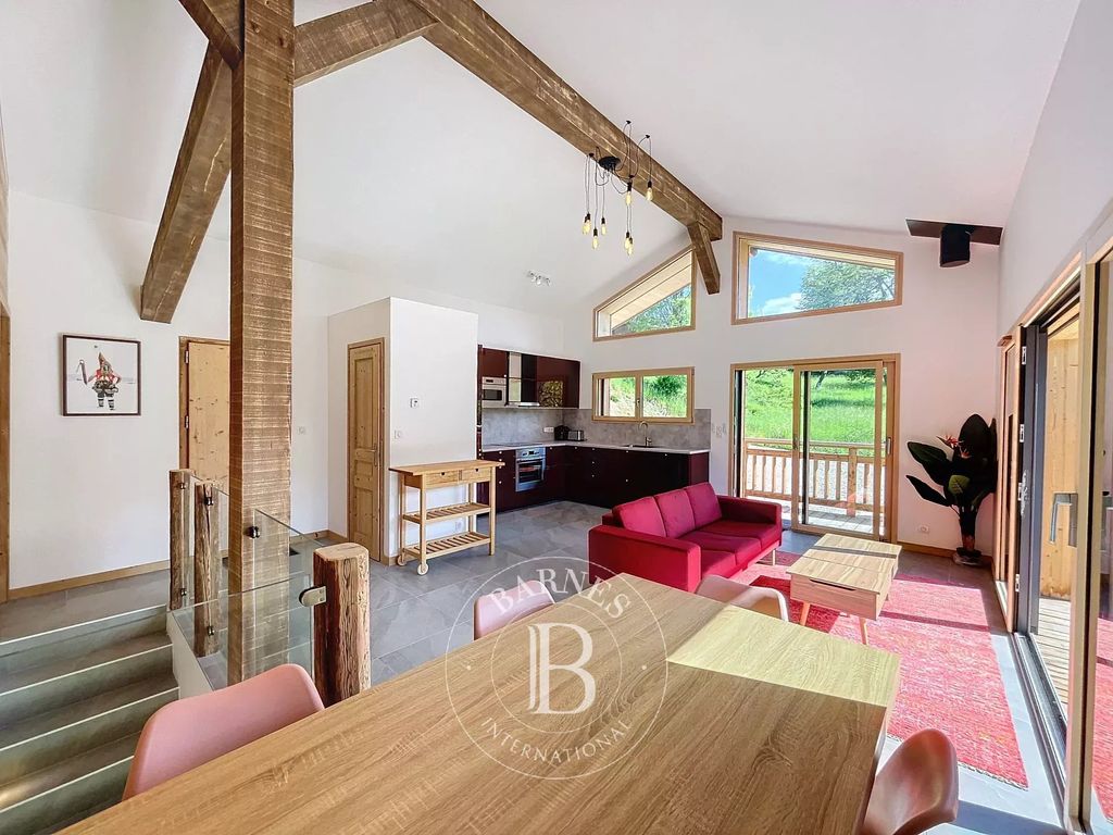 Property photo 2 of 31