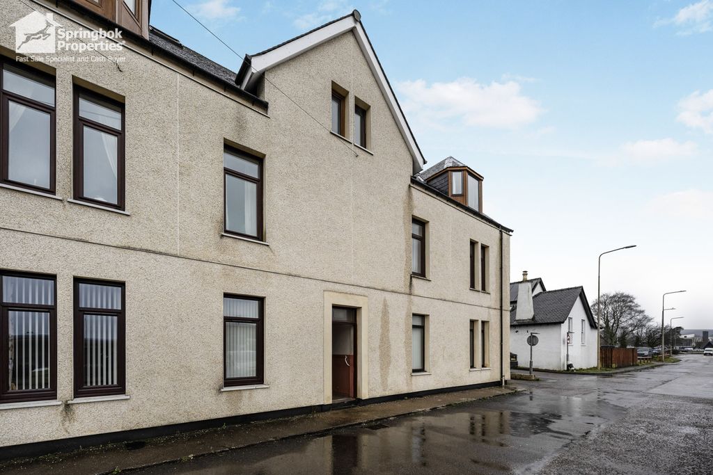 Property photo 1 of 14 Front View