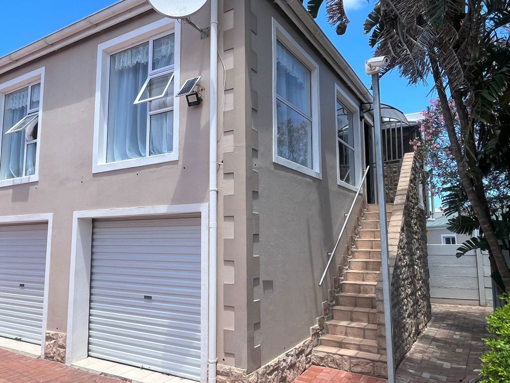 Property photo 1 of 17 1Jf1699581