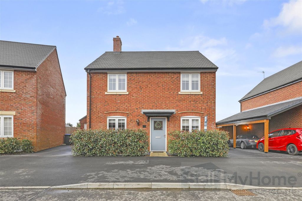 Property photo 1 of 10 Front