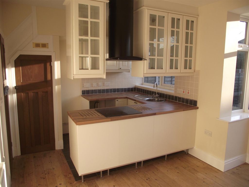 Property photo 3 of 5
