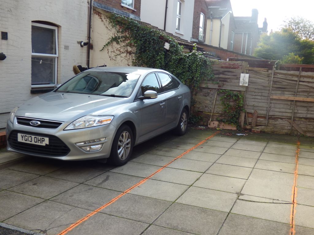 Property photo 2 of 9