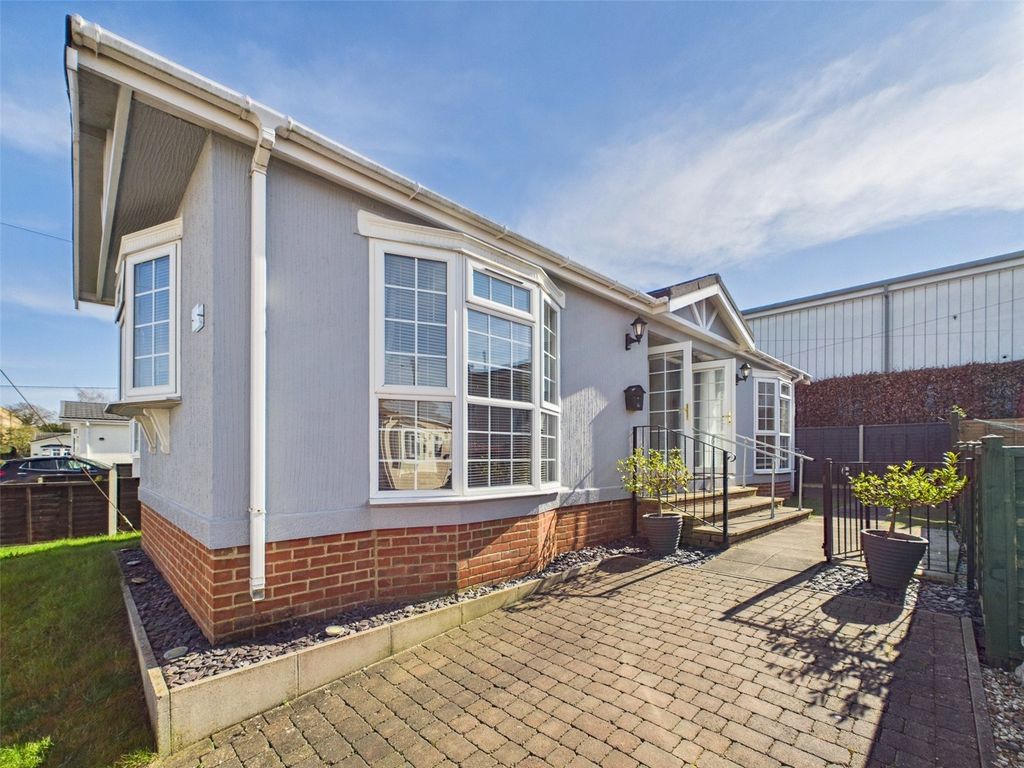 Property photo 1 of 13 Picture No. 21