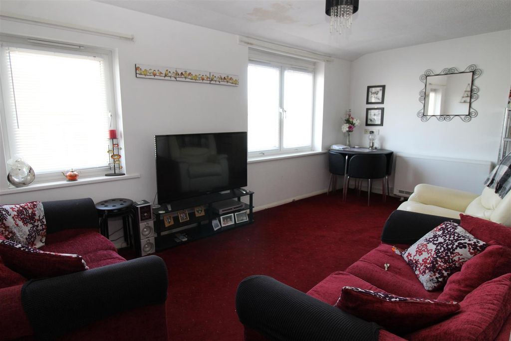 Property photo 3 of 6 Img_2515.Jpg