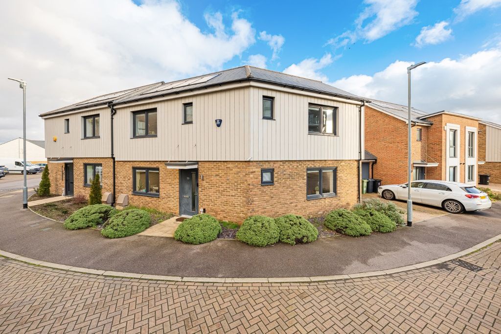 Property photo 1 of 36 4792701