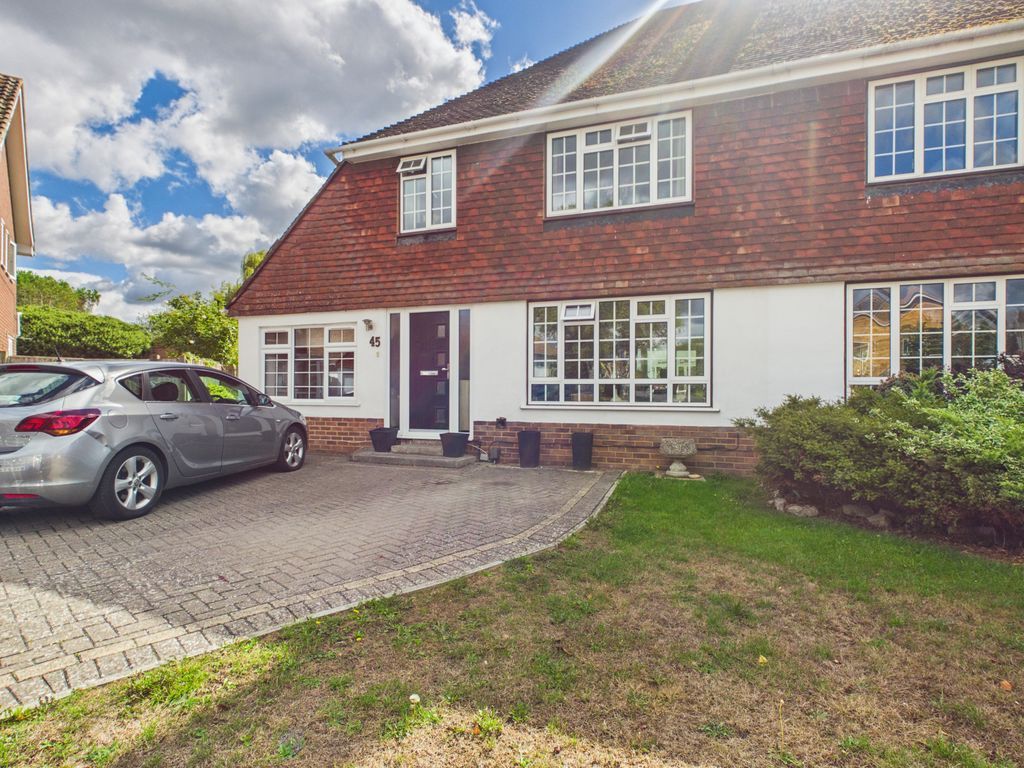 Property photo 1 of 16 Front