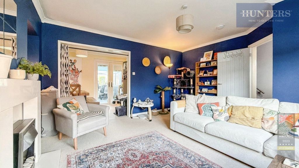 Property photo 1 of 19 Pbox-Img.Jpg