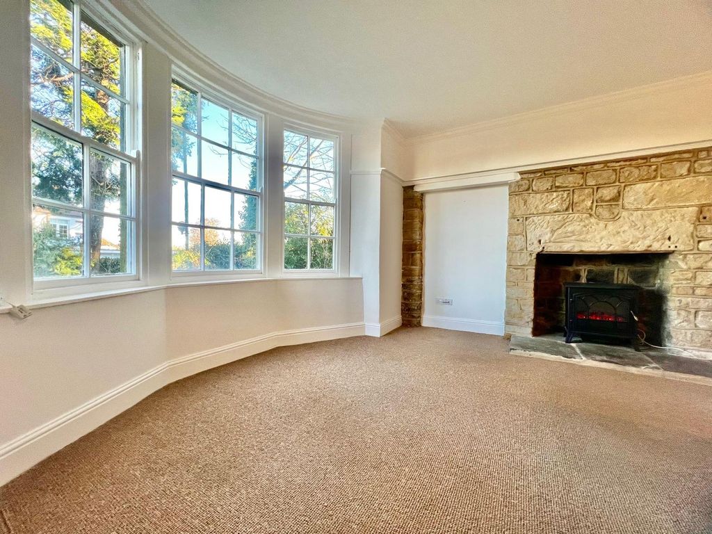 Property photo 3 of 17 Picture No. 16