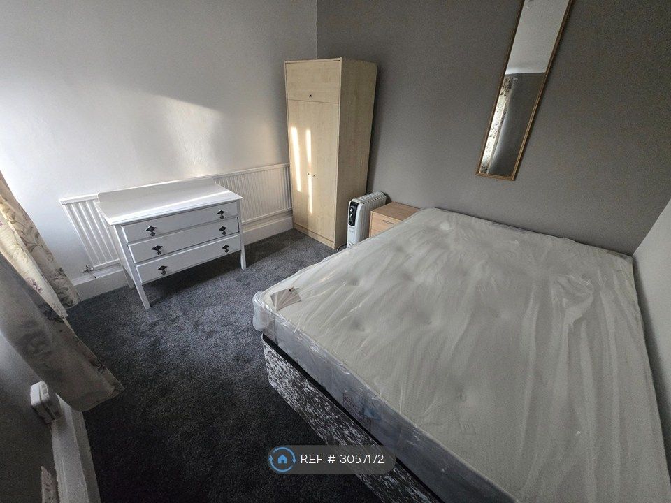 Property photo 1 of 3