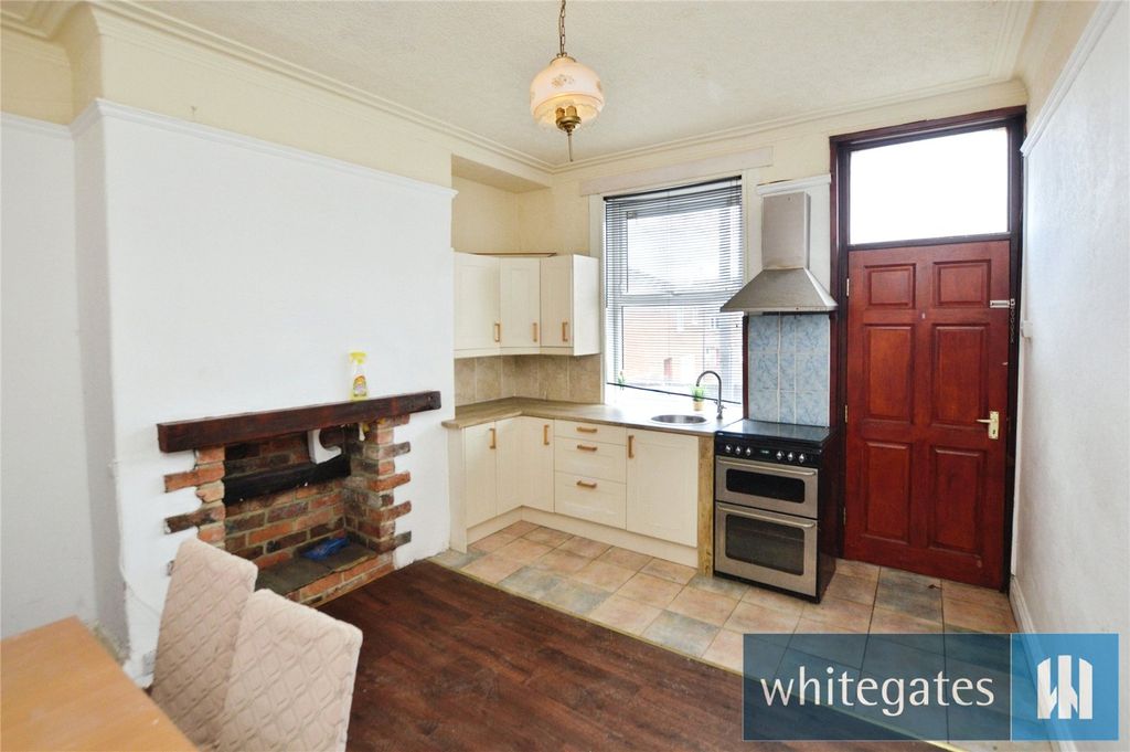 Property photo 2 of 17 Picture No. 04