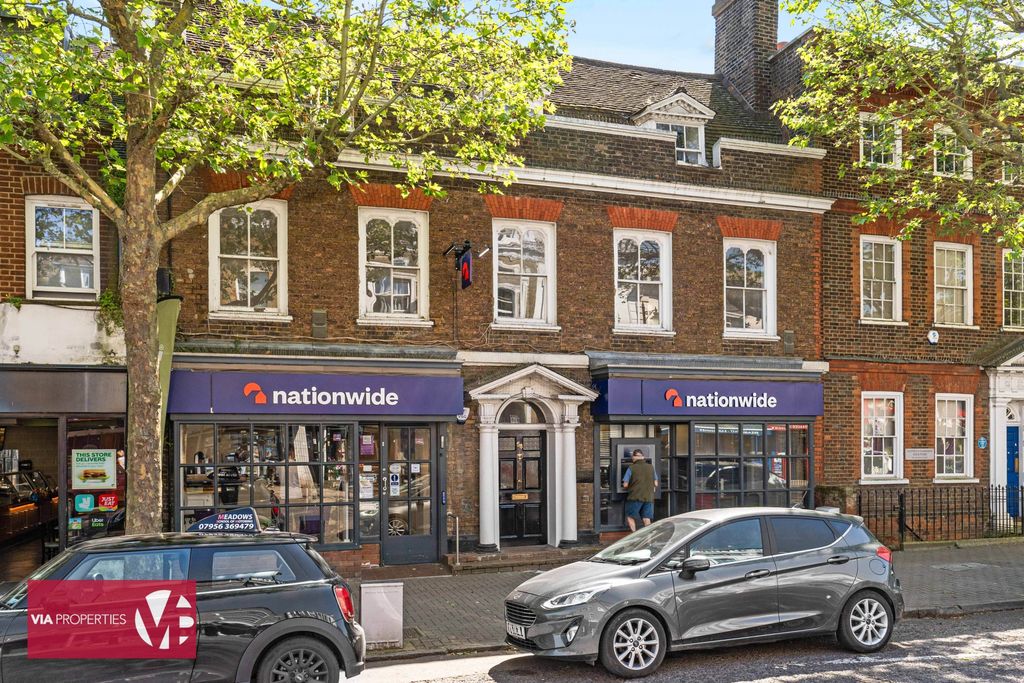 Property photo 1 of 12 Photo 13