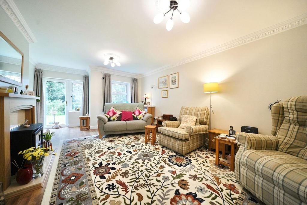 Property photo 3 of 25