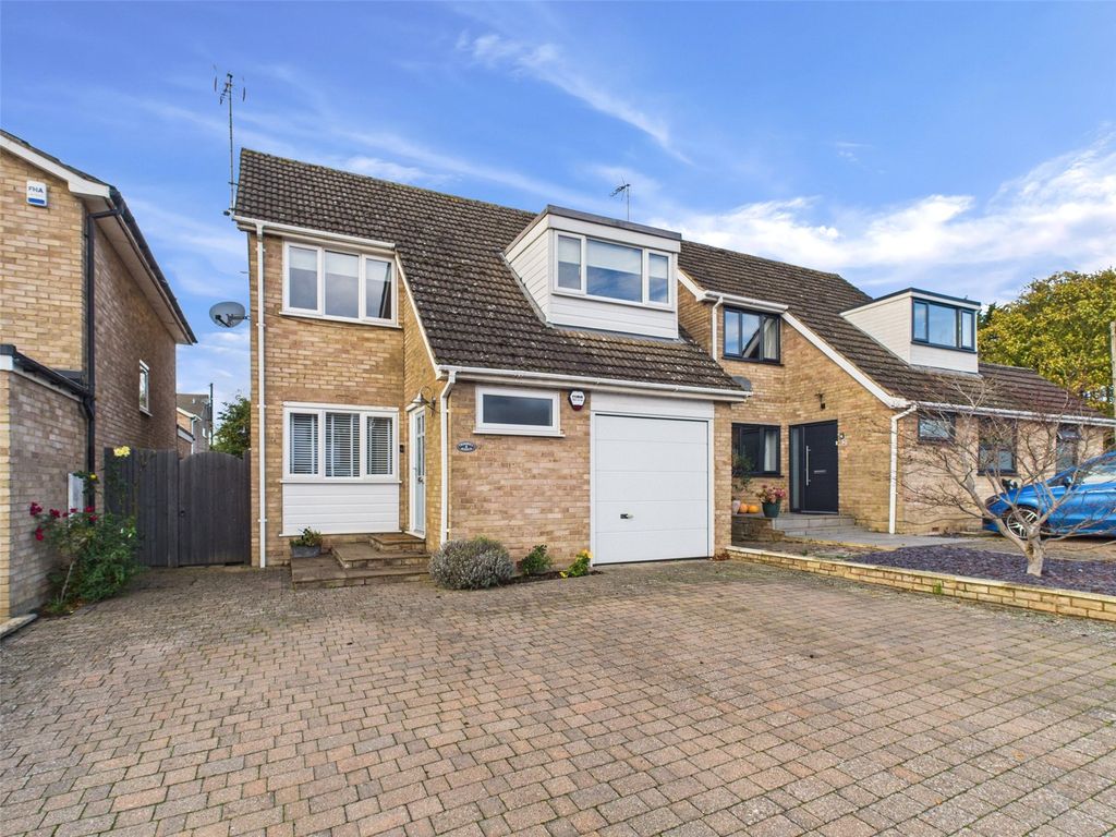 Property photo 1 of 18 Front