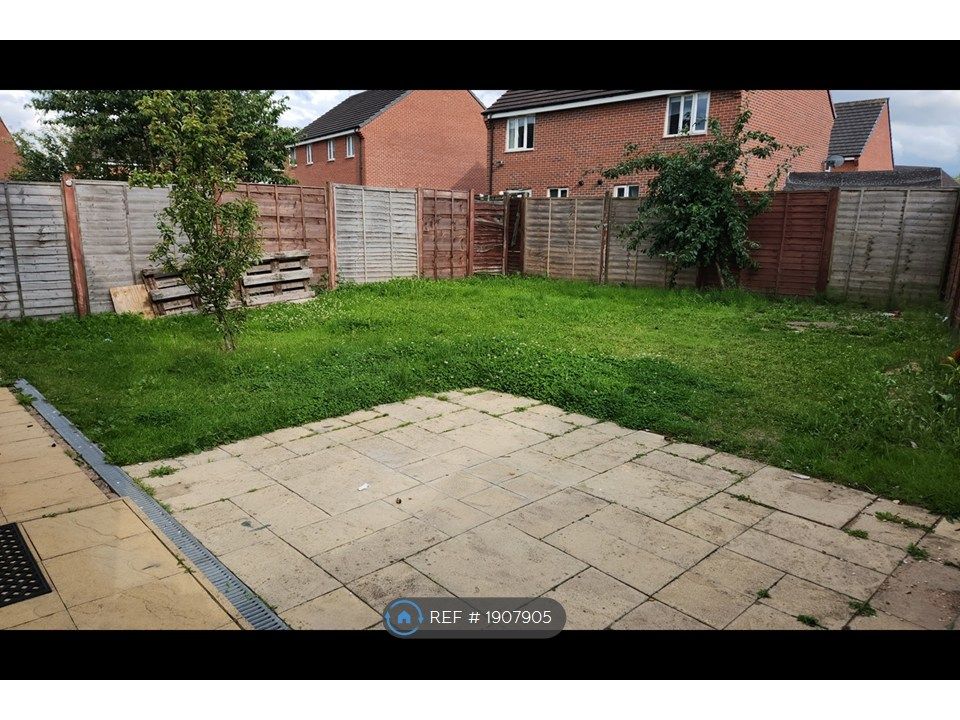 Property photo 3 of 8