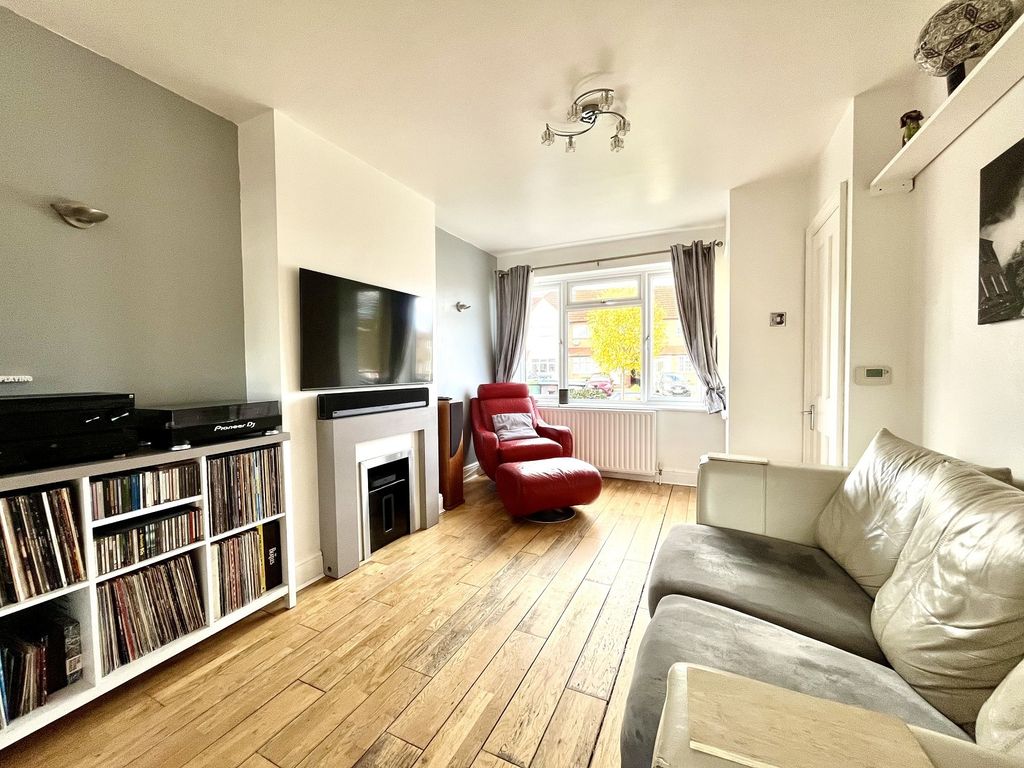 Property photo 2 of 12 Not Specified