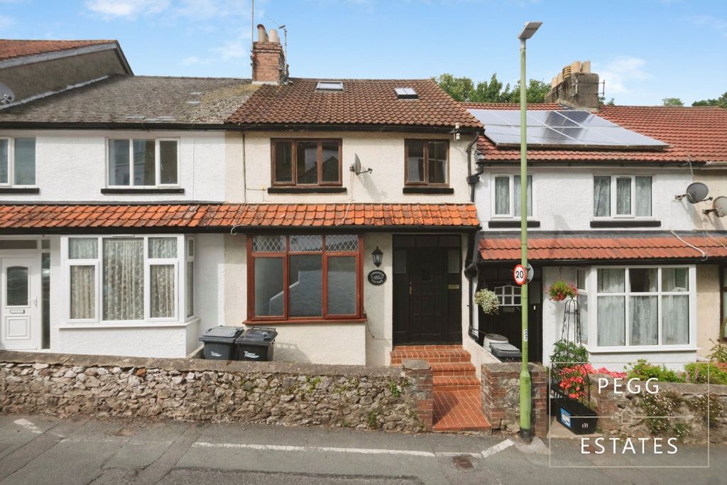 Property photo 1 of 21