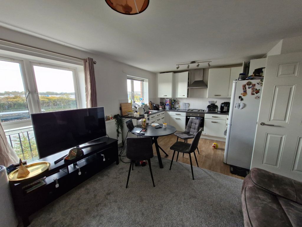 Property photo 2 of 5 Living Room