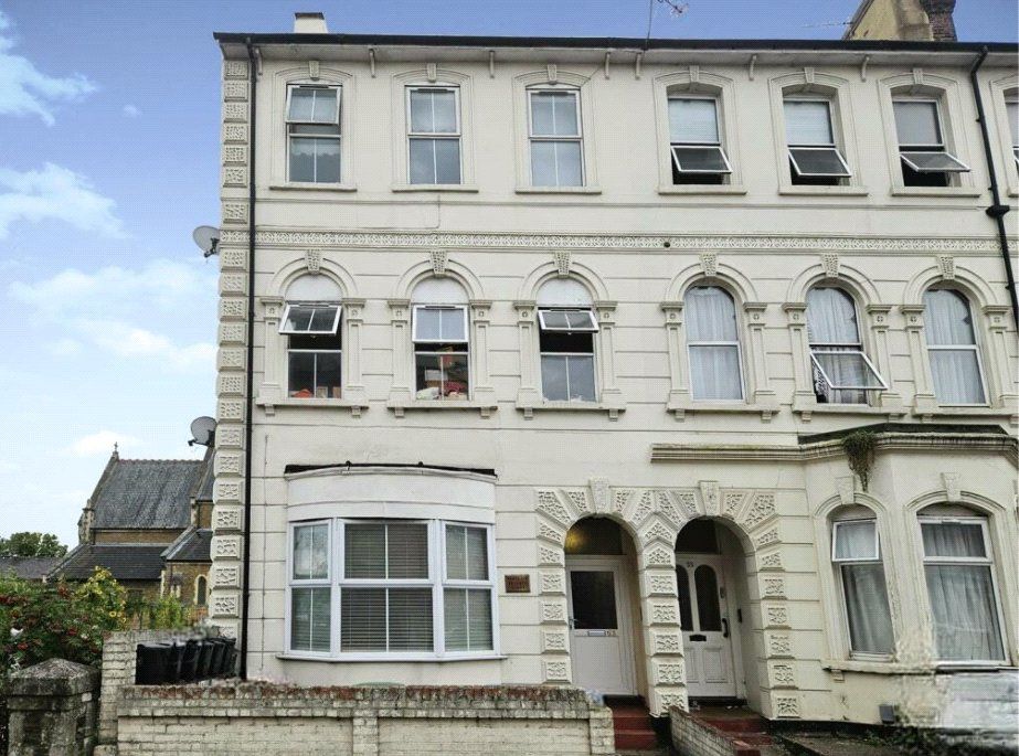 Property photo 2 of 7 Picture No. 15