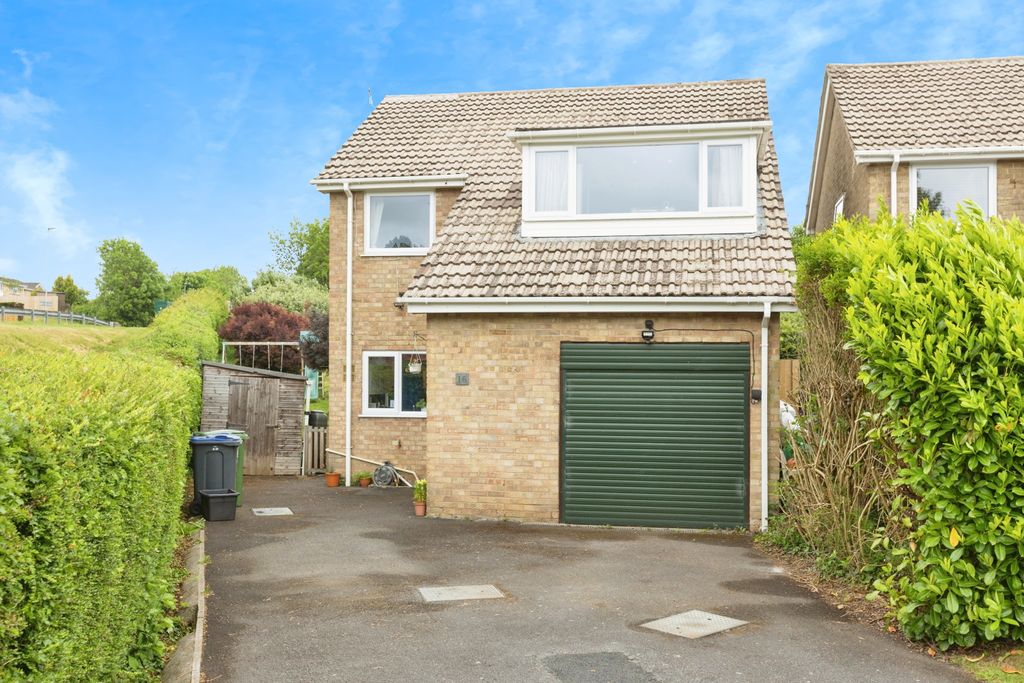 Property photo 2 of 15