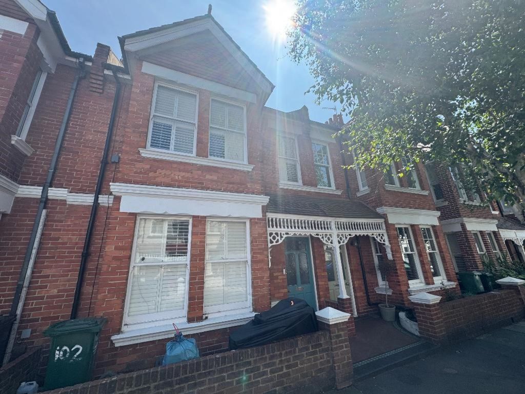 Property photo 1 of 17