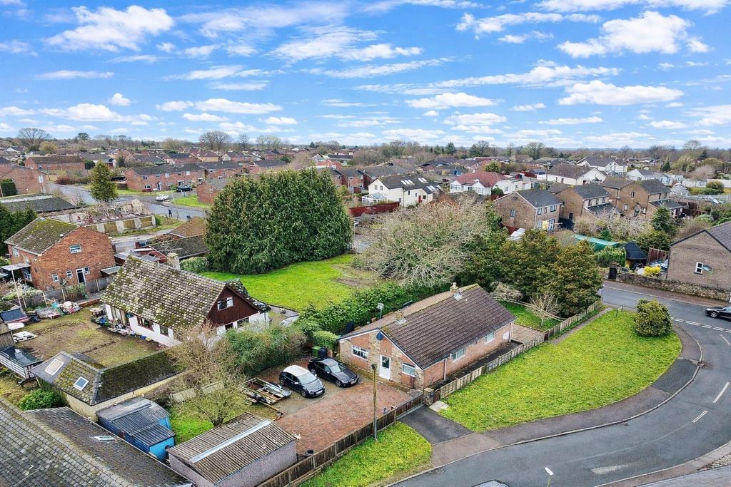 Property photo 1 of 22
