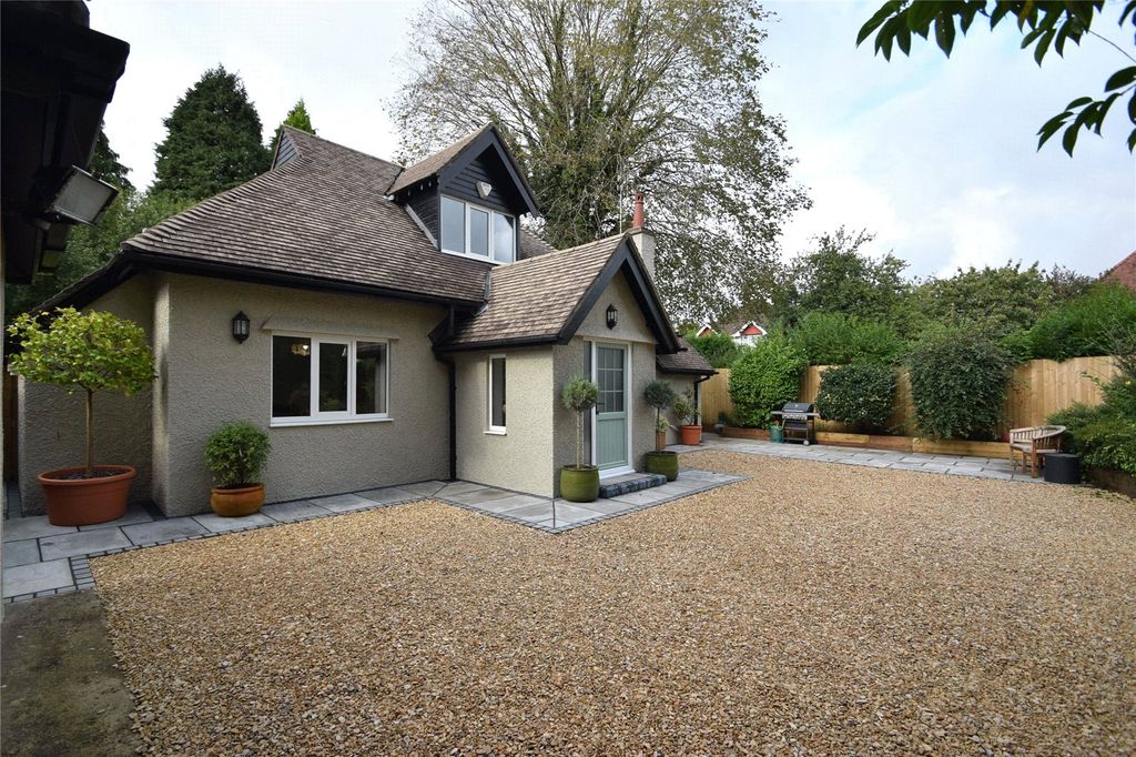 Property photo 2 of 19 Picture No. 54