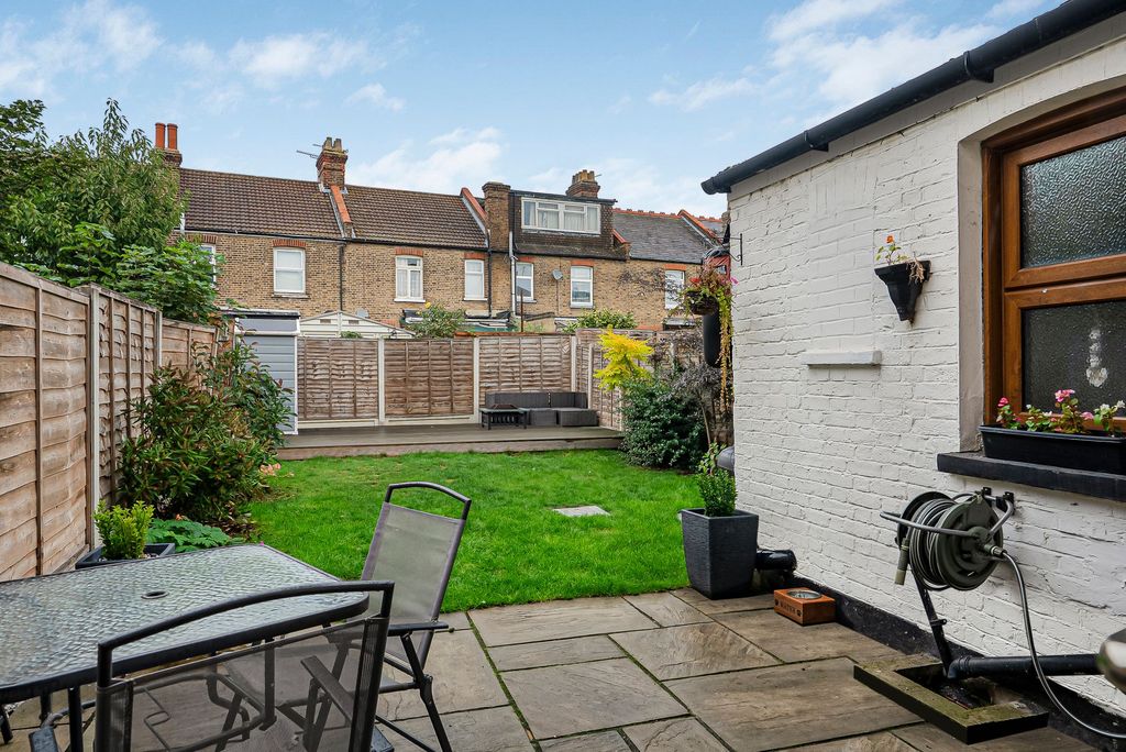 Property photo 2 of 15