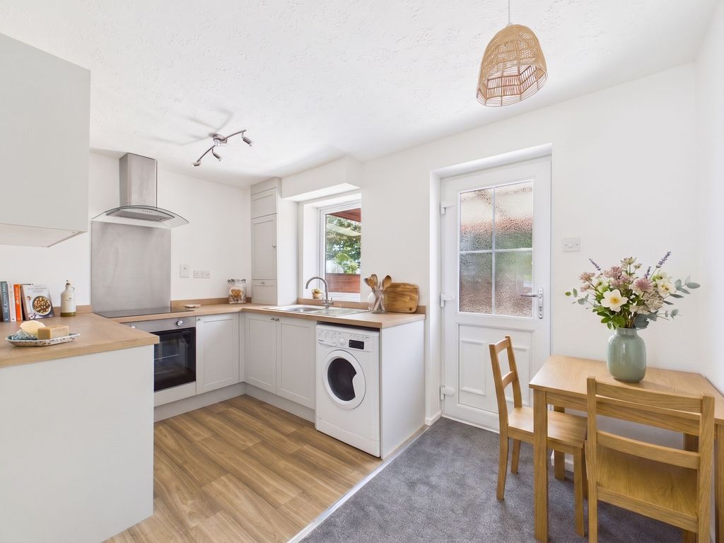 Property photo 3 of 19 Dining Kitchen (Virtually Furnished)