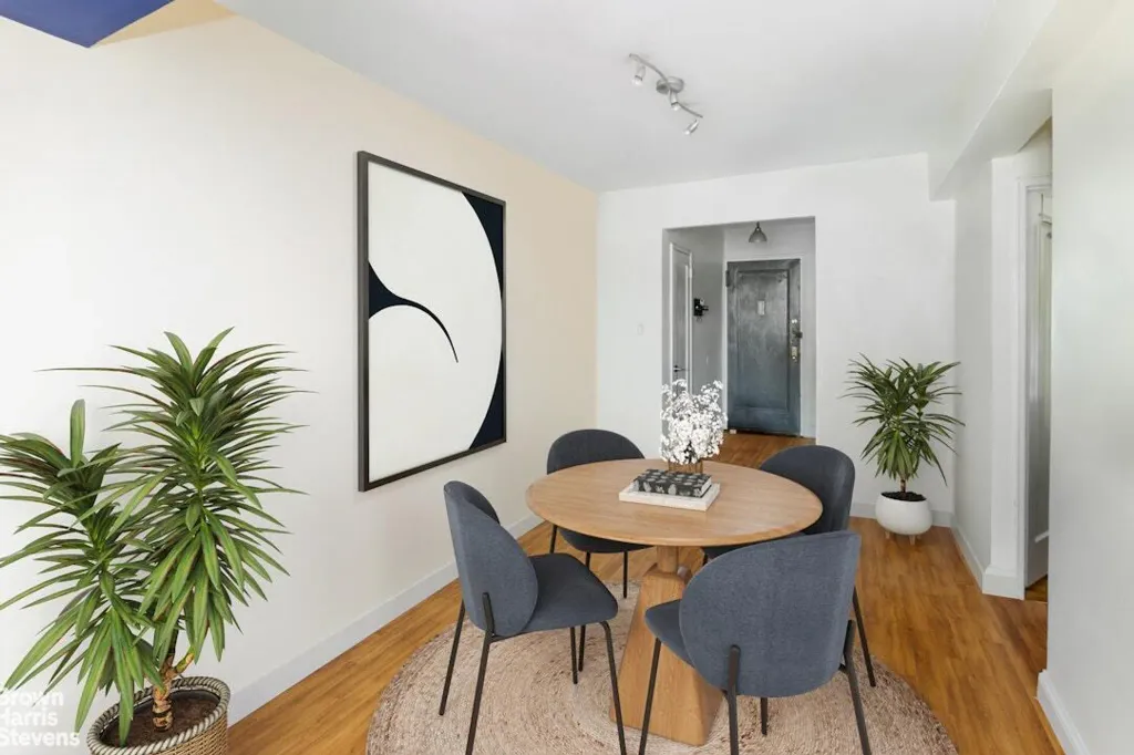 Property photo 3 of 16 <Alttext/>