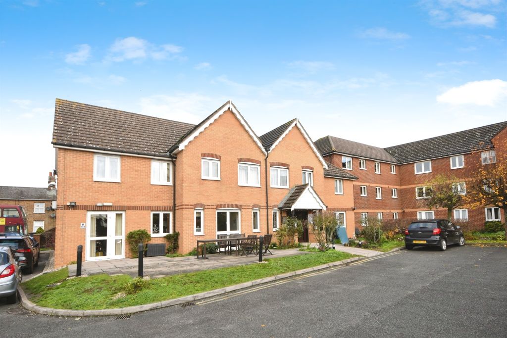 Property photo 1 of 16