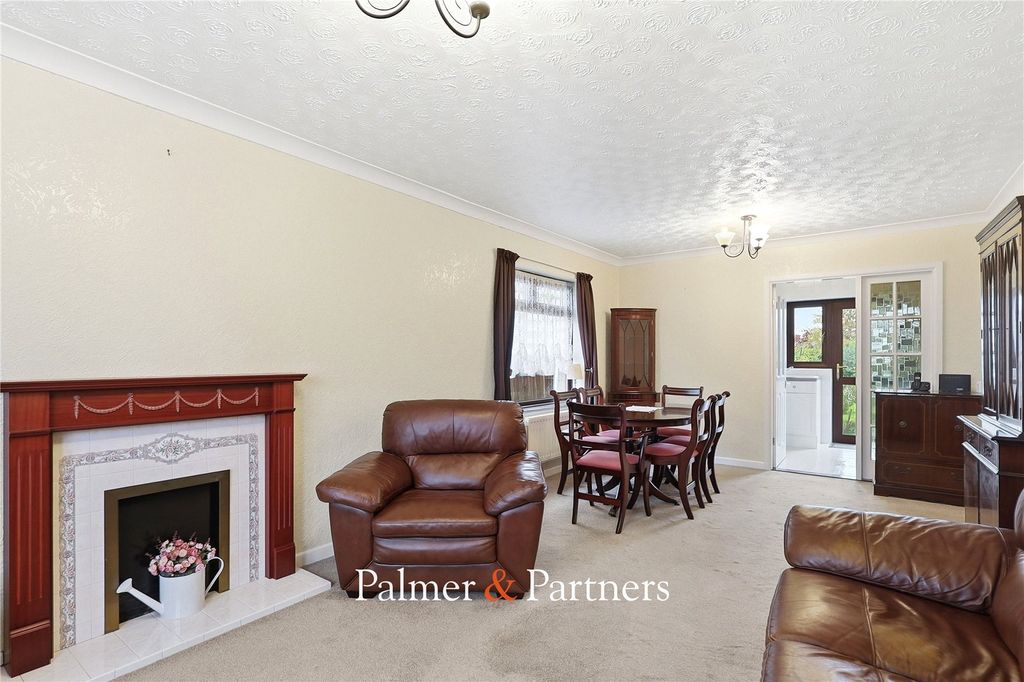 Property photo 2 of 20 Picture No. 04