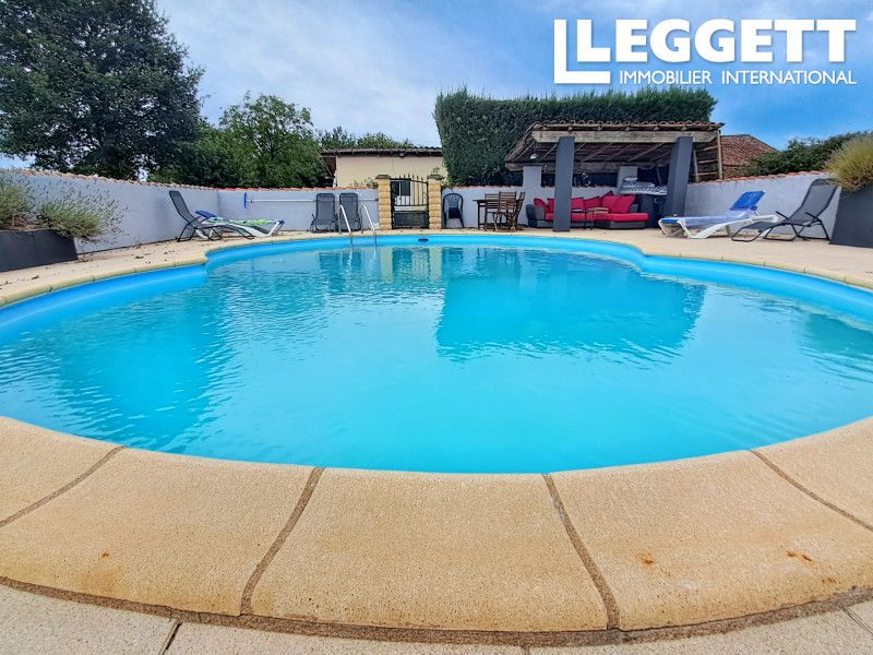 Property photo 2 of 10
