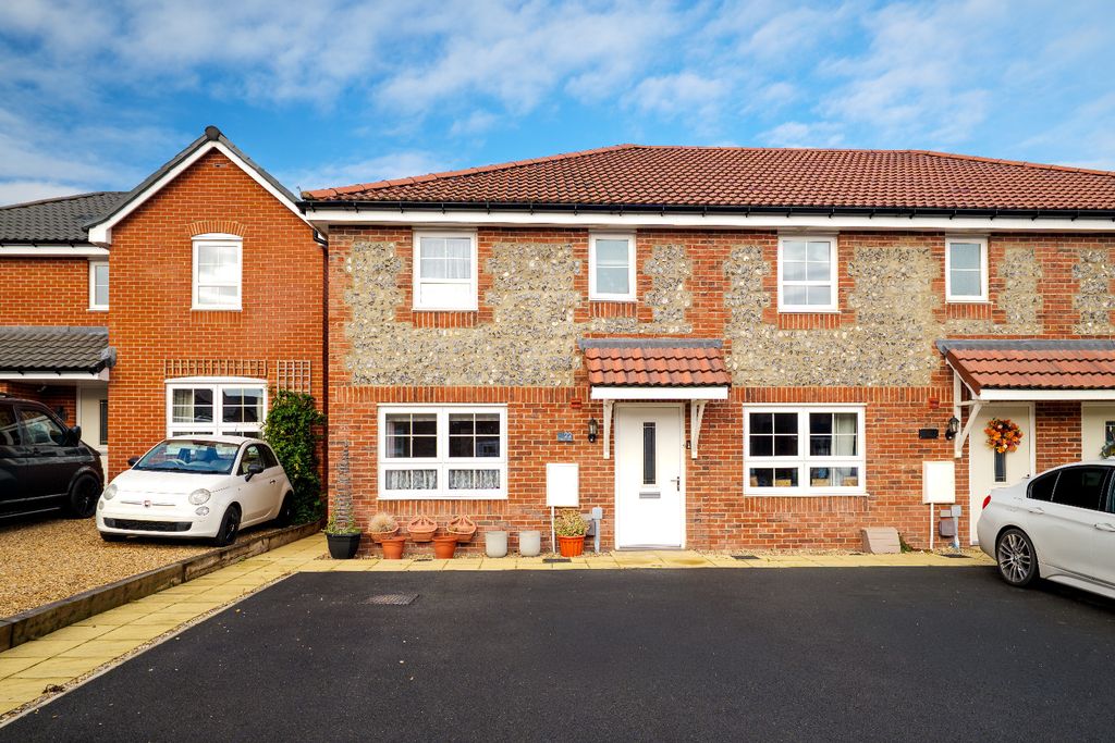 Property photo 1 of 20 5526922