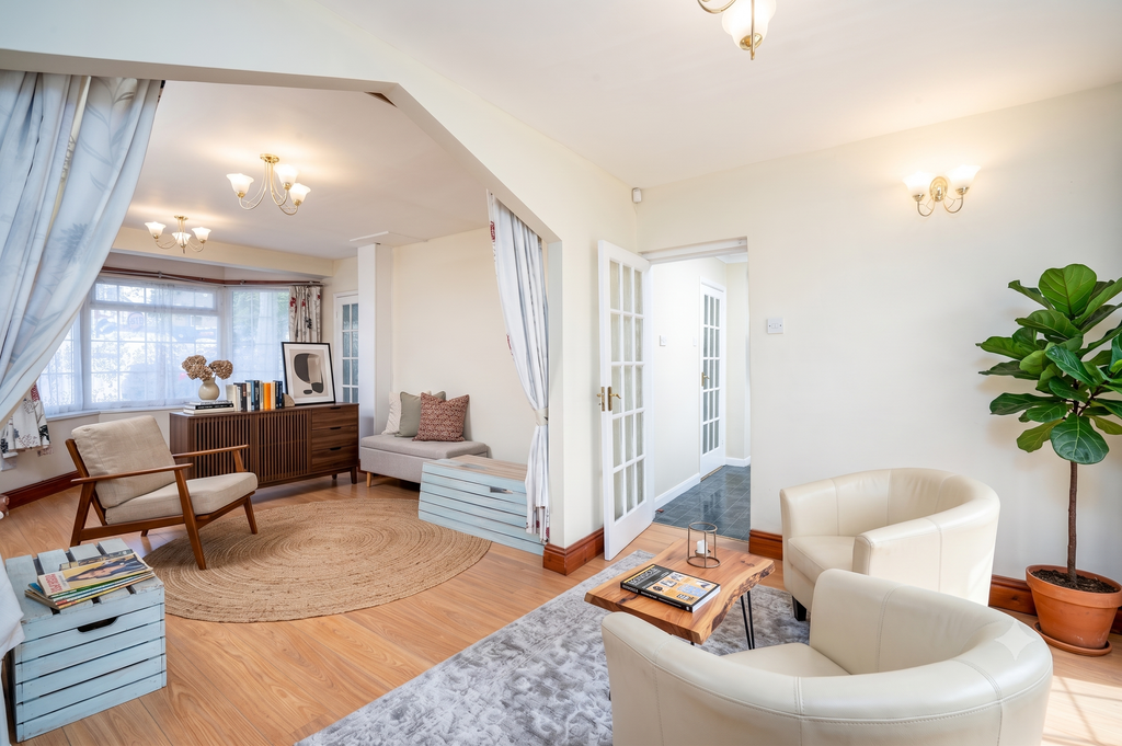 Property photo 2 of 42 39