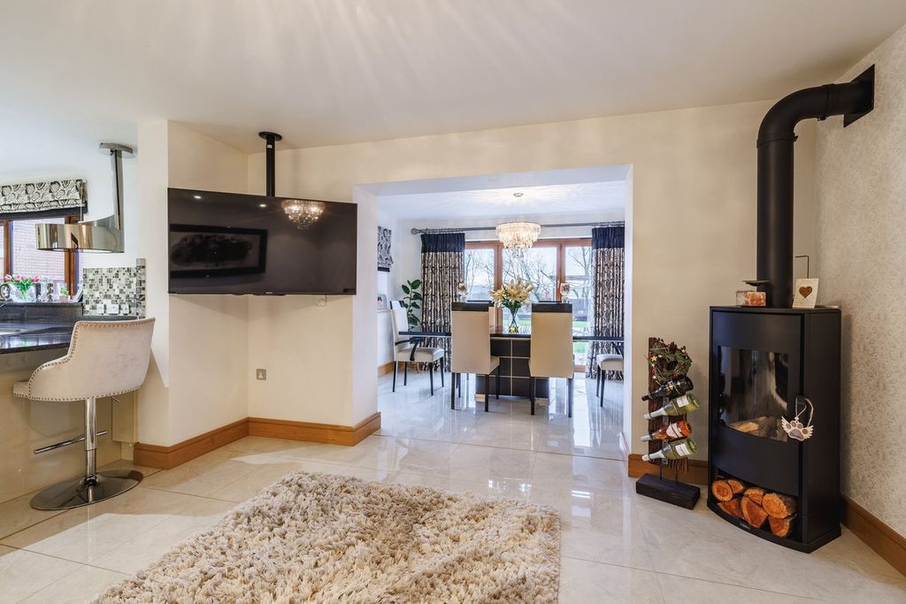 Additional image 14 of 6 bed detached house for saleAber Llwchwr, Llangennech SA14