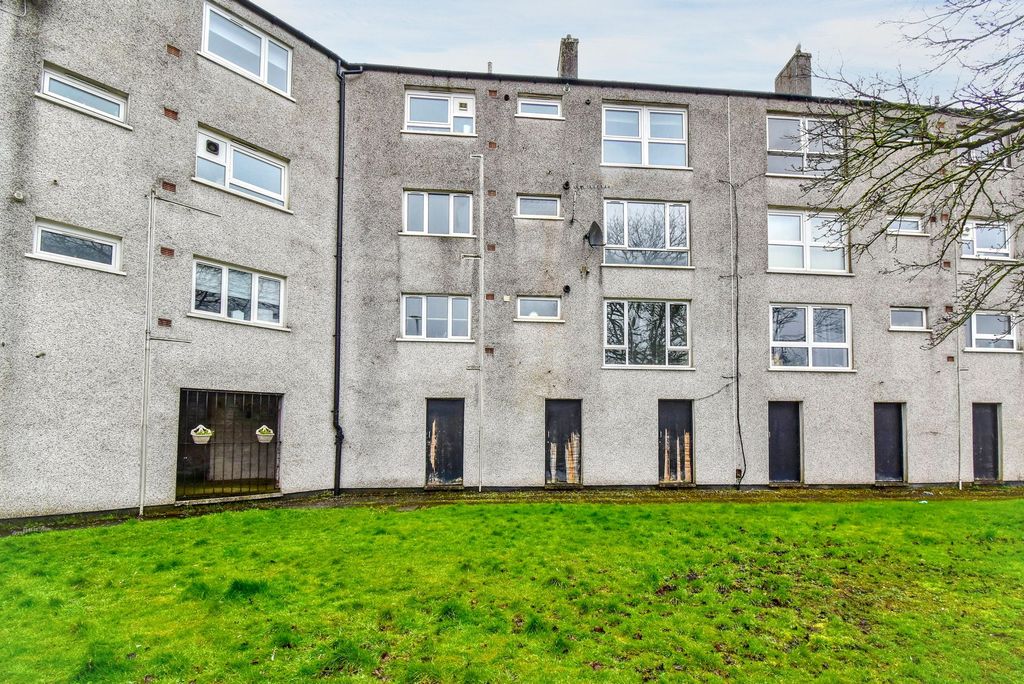 Property photo 2 of 7 Exterior 1