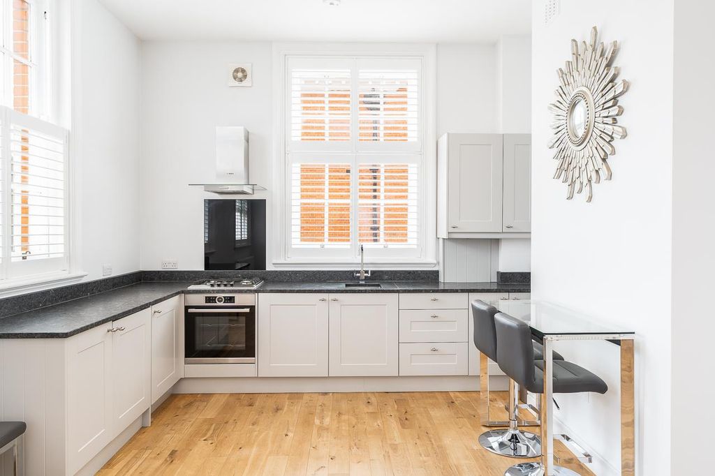 Property photo 2 of 13 Kitchen-Lounge-Small.Jpg