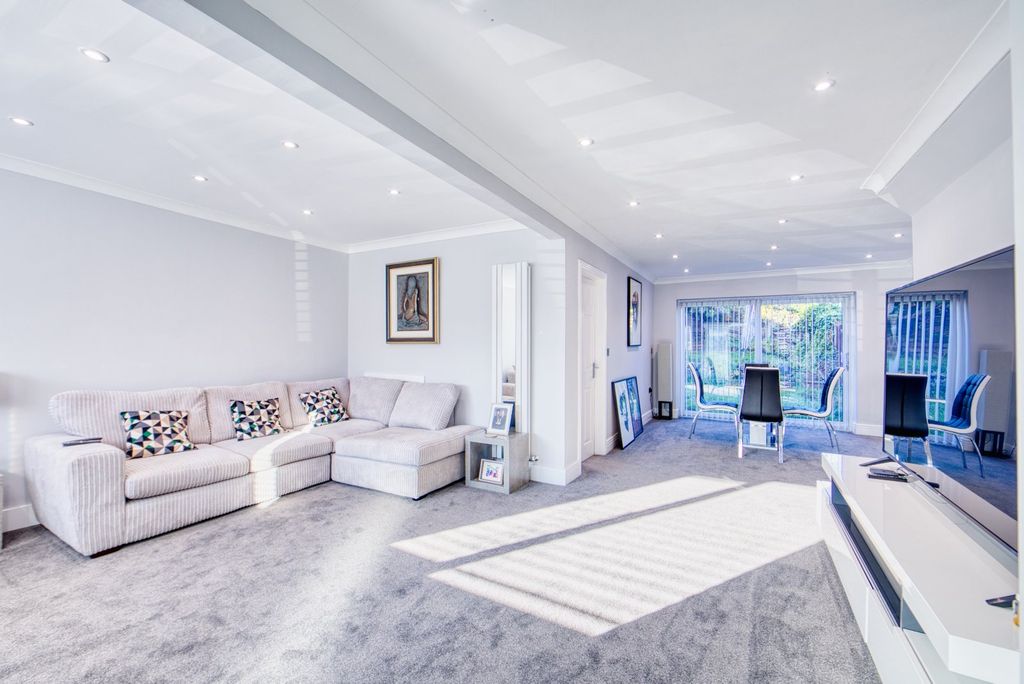 Property photo 2 of 10 Picture 2